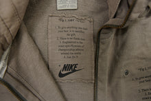 Load image into Gallery viewer, Vintage Nike Sweatjacket | L