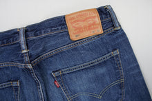 Load image into Gallery viewer, Vintage Levi&#39;s Pants | 36/32