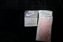 Load image into Gallery viewer, Vintage Nike Trackpants | XS