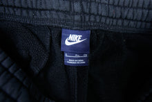 Load image into Gallery viewer, Nike Sweatpants | M