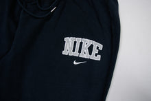 Load image into Gallery viewer, Nike Sweatpants | Wmns L