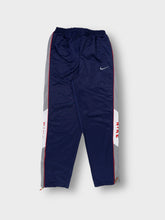 Load image into Gallery viewer, Vintage Nike Trackpants | M