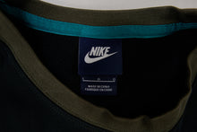 Load image into Gallery viewer, Nike Sweater | M