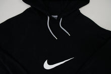 Load image into Gallery viewer, Vintage Nike Pullover | L