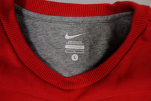 Load image into Gallery viewer, Nike Sweater | L